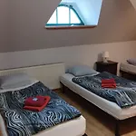 بيت شباب U Szermierzy *